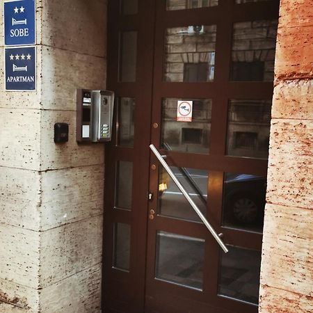 Apartments Fiorello 里耶卡 外观 照片