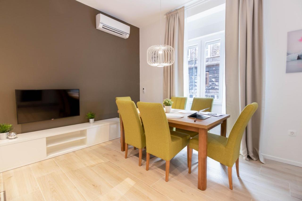 Apartments Fiorello 里耶卡 外观 照片